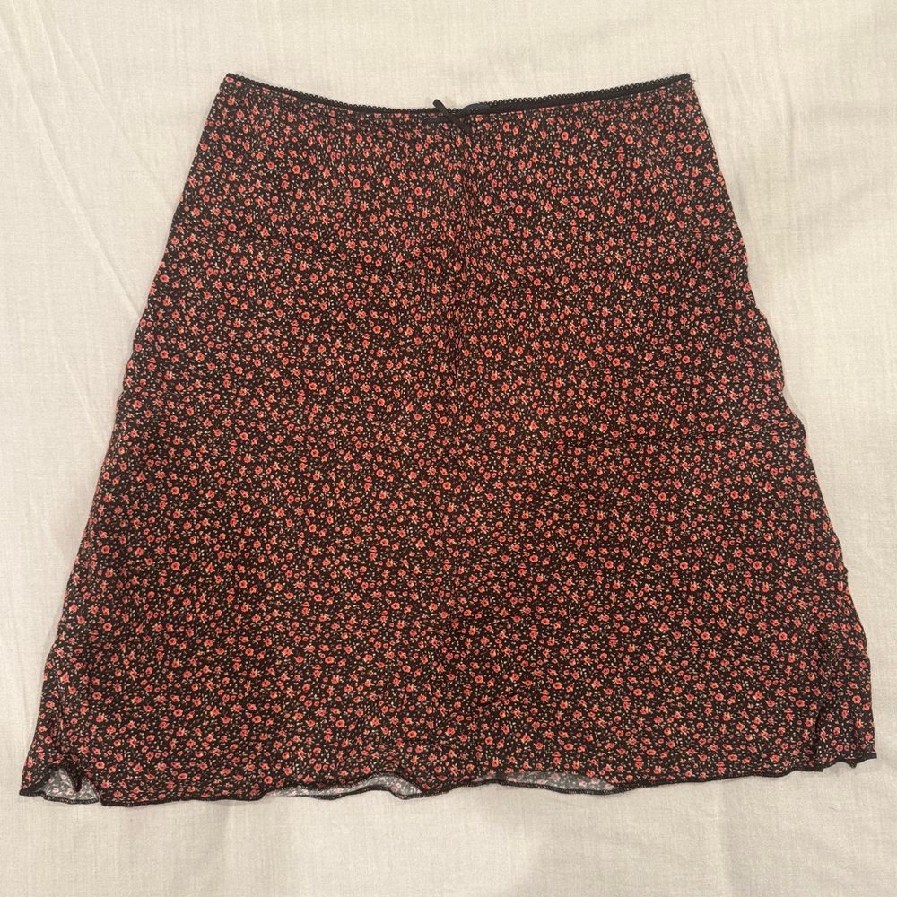 Brandy Melville Floral Skirt